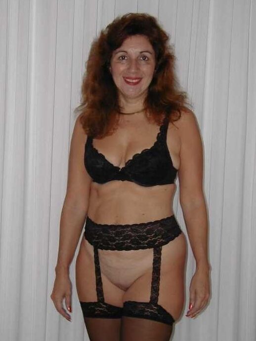 Mature woman in black lingerie