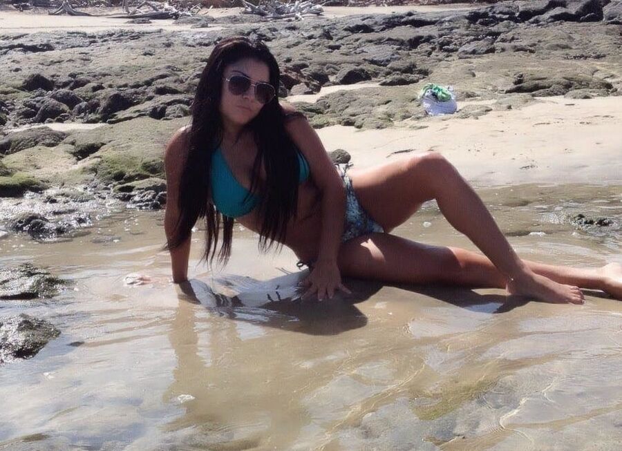 wendy aparicio de puntarenas costa rica