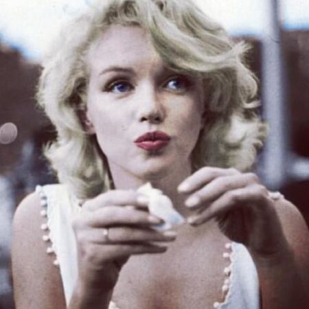 Marilyn Monroe Goddess