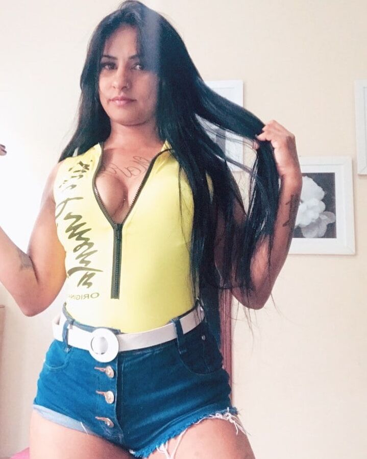 PUTAS DO INSTAGRAM: Viviane Rodrigues