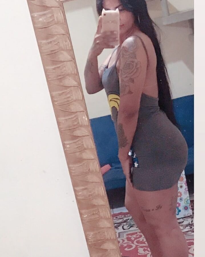 PUTAS DO INSTAGRAM: Viviane Rodrigues