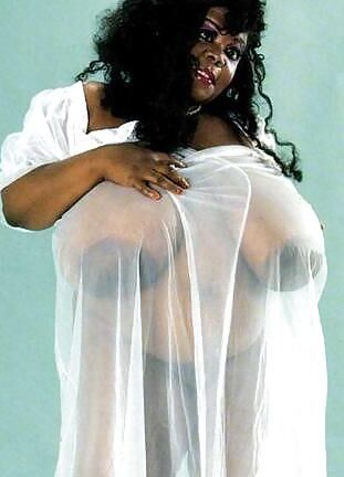 Big Boobs Korean leaks