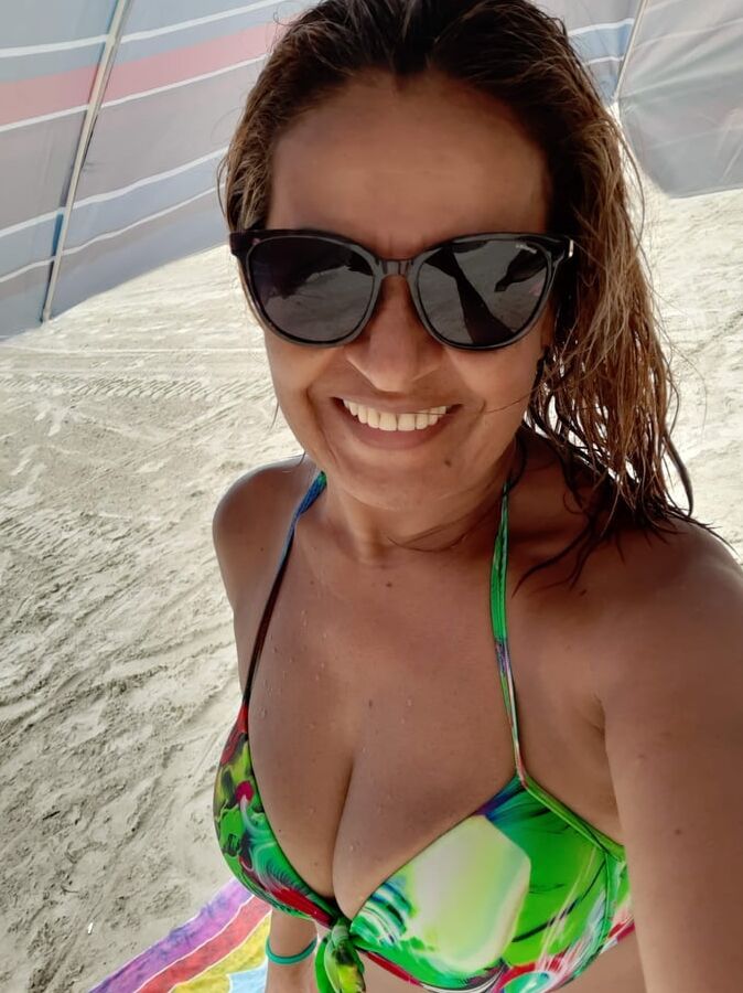 Beautiful mommy MILF from Brasil