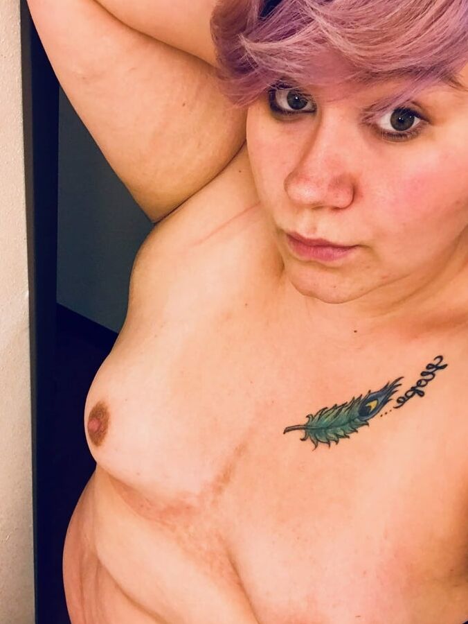 Cocksucker and chubby Luna exposed by her cucky husband