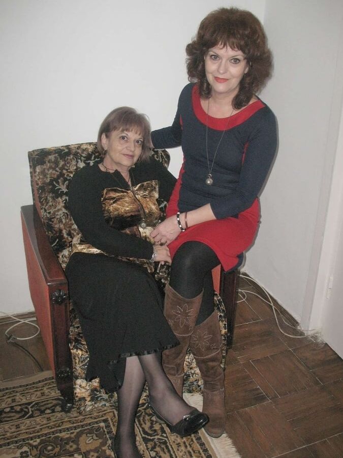 Russian Matures in Pantyhose