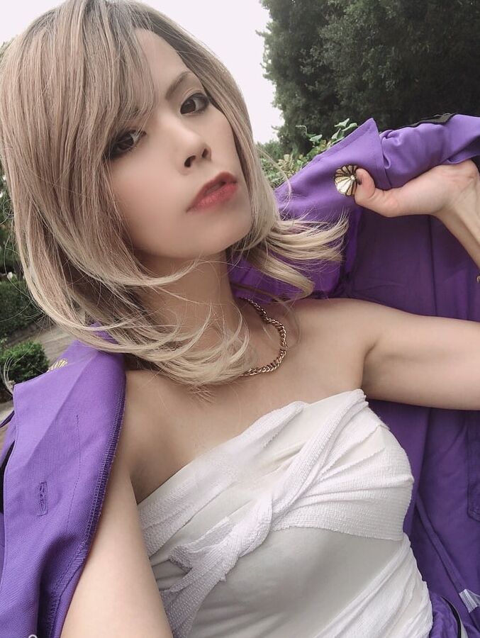 Amateur japanese cosplayer Akarin with amazing tomboy body