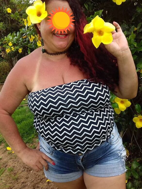 My chubby hot MIL yo in a sunny day