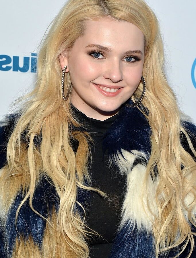 Sexy Abigail Breslin