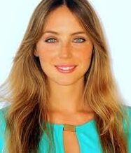 La zorrita Cristina Gullon