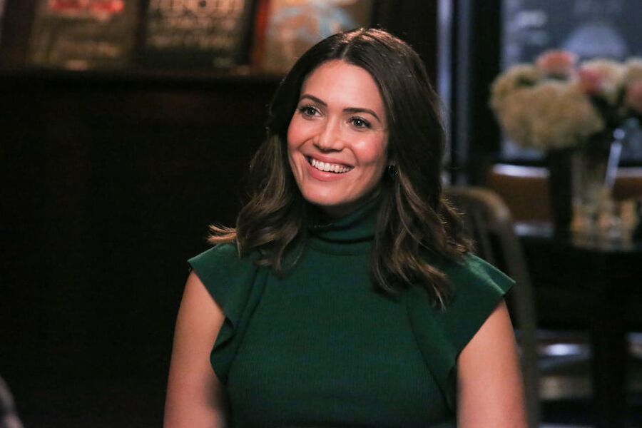 Mandy Moore - Sunday Today ( Oct )