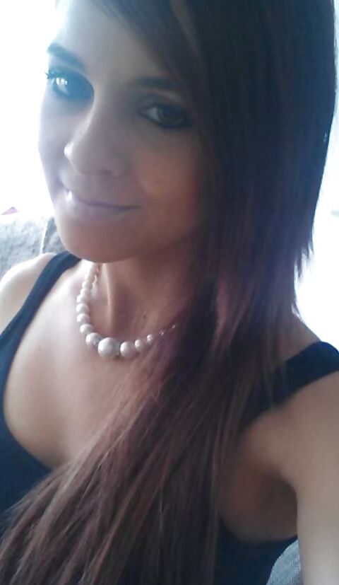 brune like sperme exposed