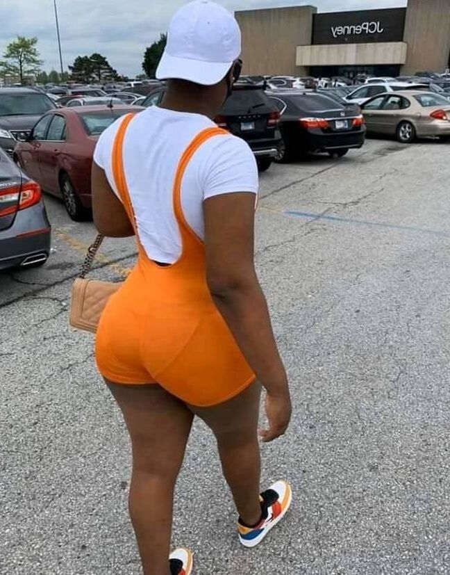 Damn this thick mf!!!!