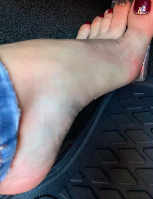 Pedal Pumping with Katrina&;s FEET
