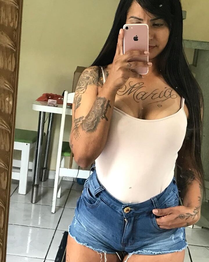 PUTAS DO INSTAGRAM: Viviane Rodrigues