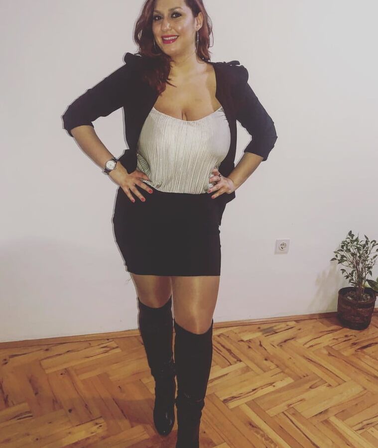 Serbian hot chuby girl big natural tits Marija Mitrovic