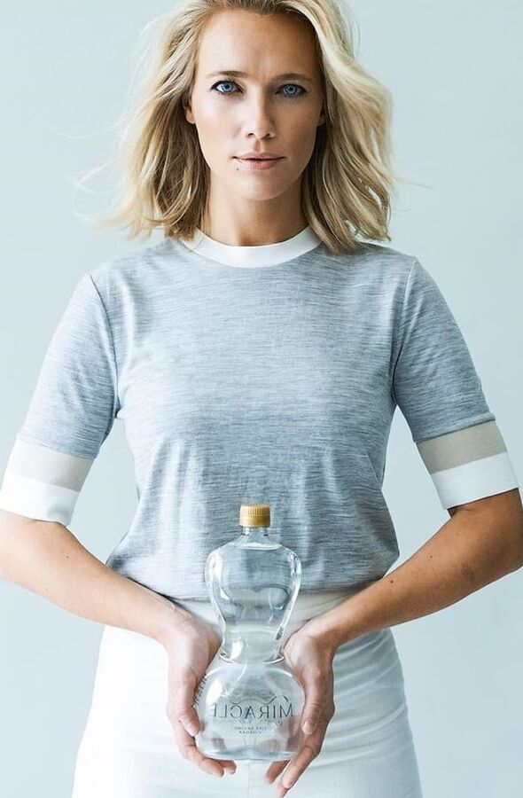 JENNIFER HOFFMAN PICTURES