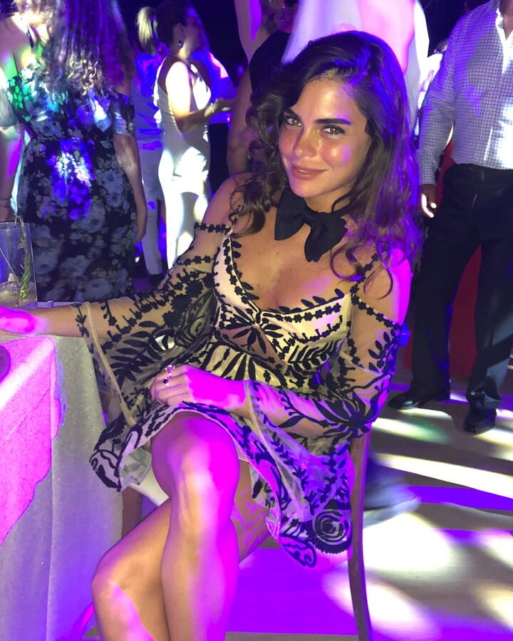 Sexy Turkish Melis orgun