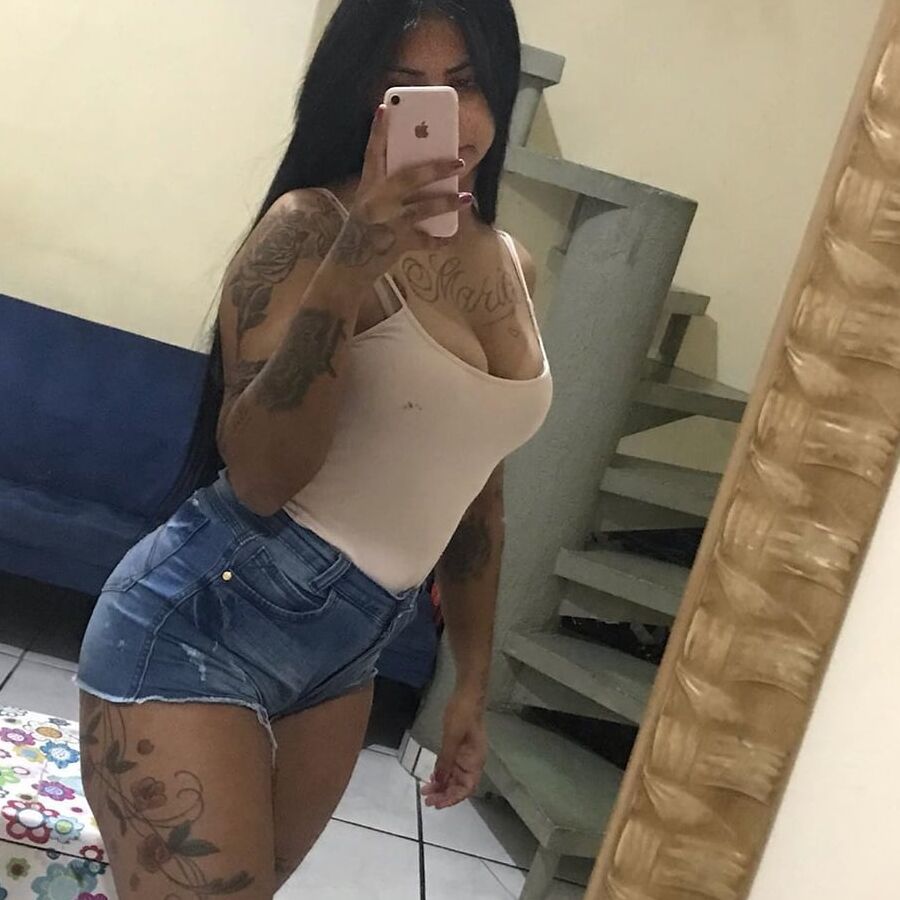 PUTAS DO INSTAGRAM: Viviane Rodrigues