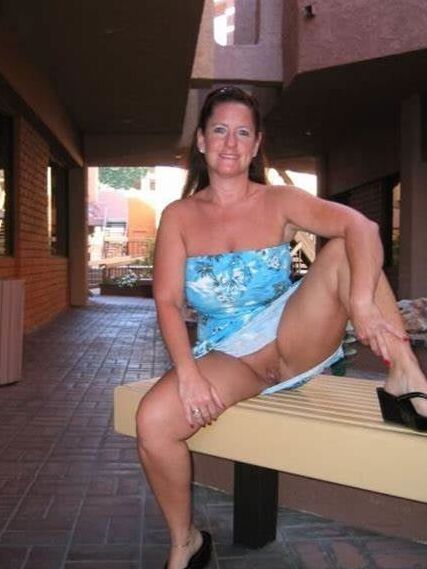 Busty slut wife Kat from South Carolina