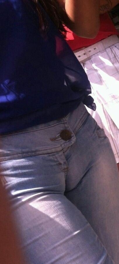 Cameltoe Milf
