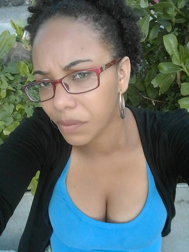 MONITA Y GOOD WHORE