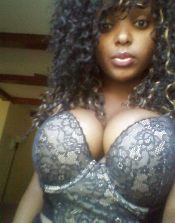 Ebony Selfies