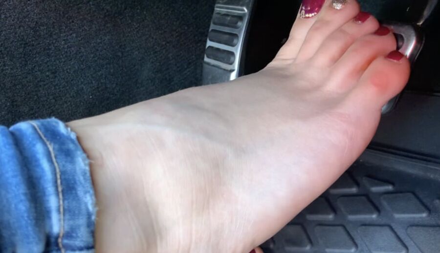 Pedal Pumping with Katrina&;s FEET