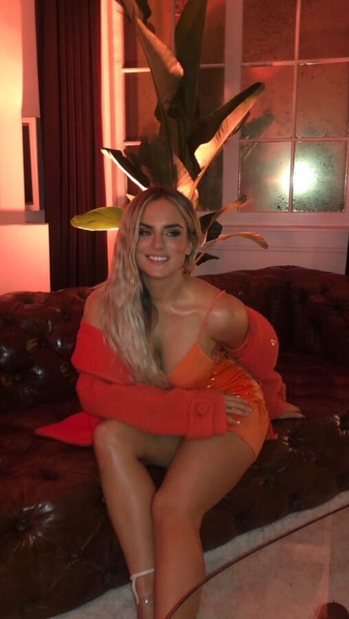 Sexy JoJo