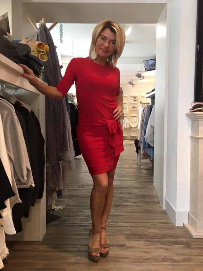 Hot mature Dutch Debby in sexy dress