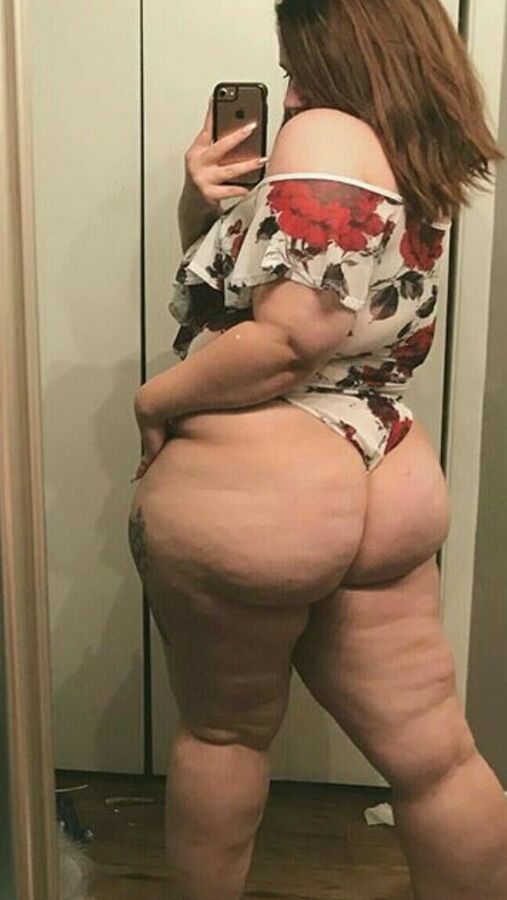 Plump latina booty mamis