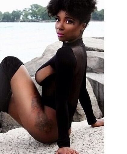 Amazing Ebony babes ()
