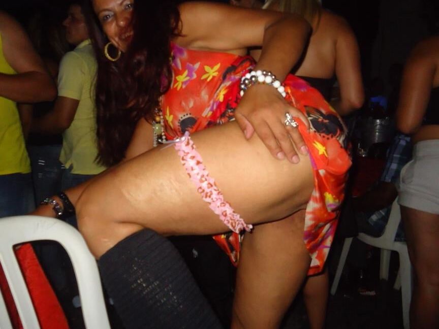 ADELMA, COROA SAFADA DEMAIS