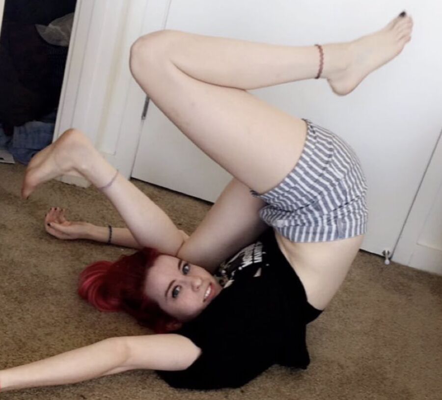 How would you fuck slut Carly Incontro