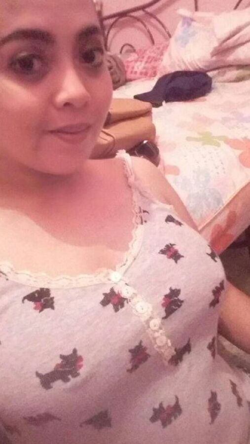Hijabi Girl (Leaked Nudes)