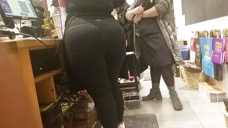 public ass and vouyer