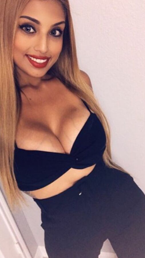 Huge tits ig babe bubbie