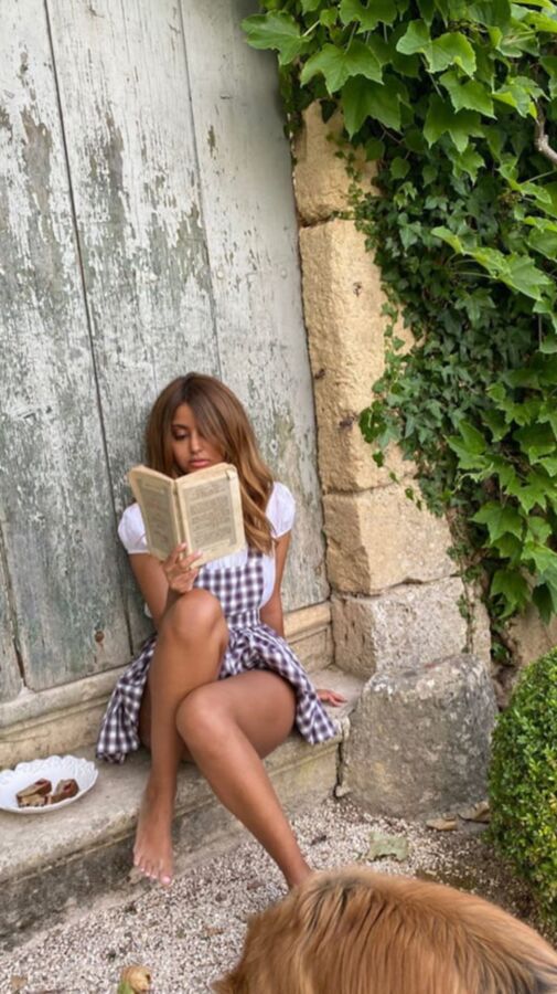 ZAHIA la beaute au monde mieux qu&;Iris Mittenaere