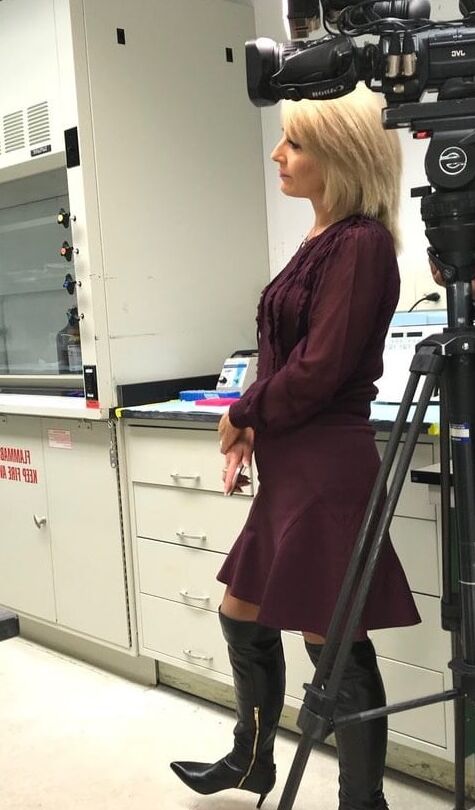 Female Celebrity Boots &amp; Leather - Liz Bonis