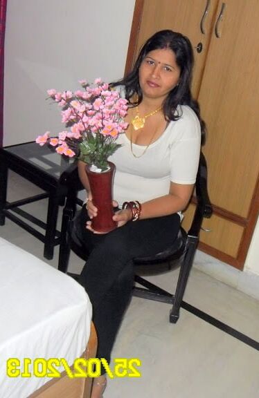 a beautiful aunty