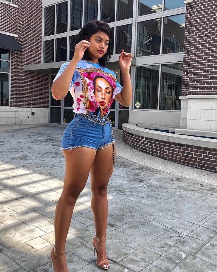 Caitlyn Mwenifumbo