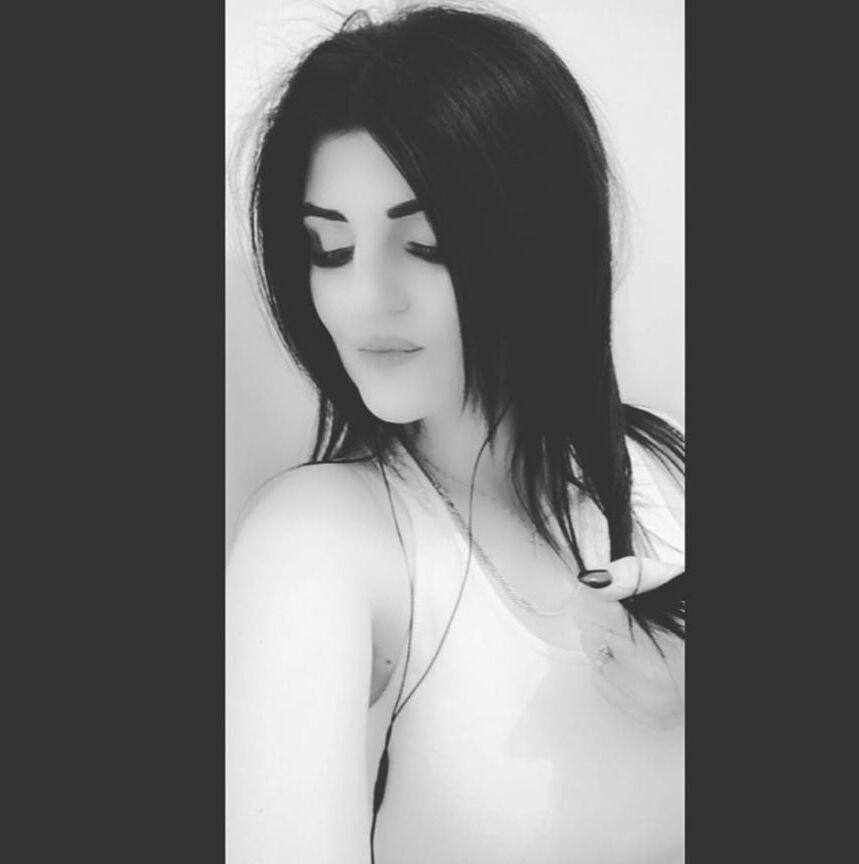 Armenian Chick in Russia Tehmine