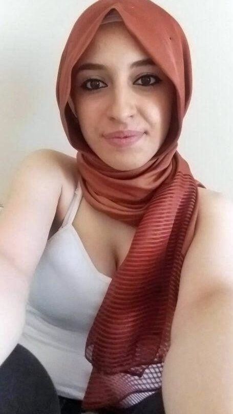 Sexy hijabi
