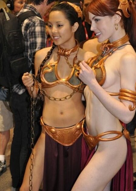 Leia Slave Girl Cosplay
