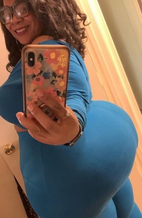 Fat mature mega booty bbw pear foxxie tee