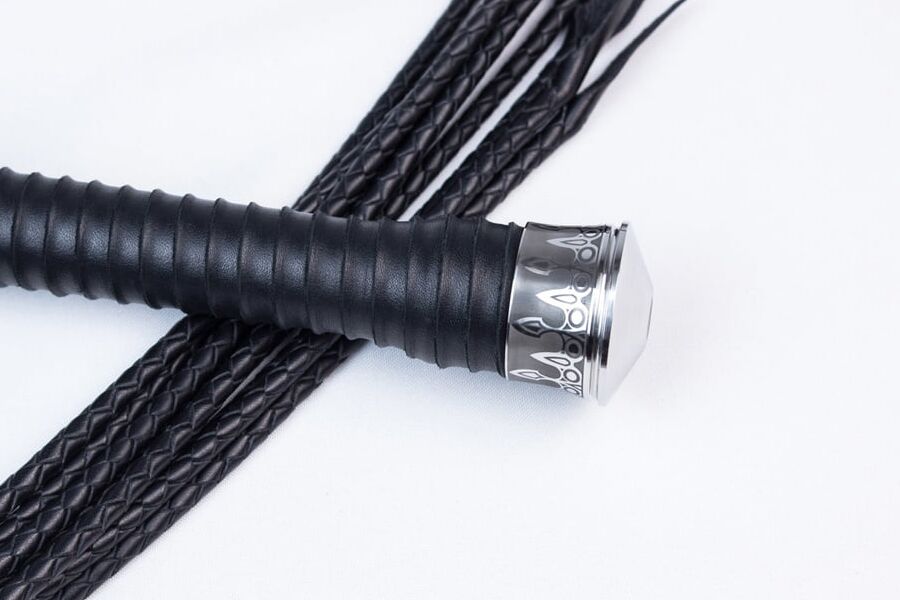 Cat o nine tails flogger