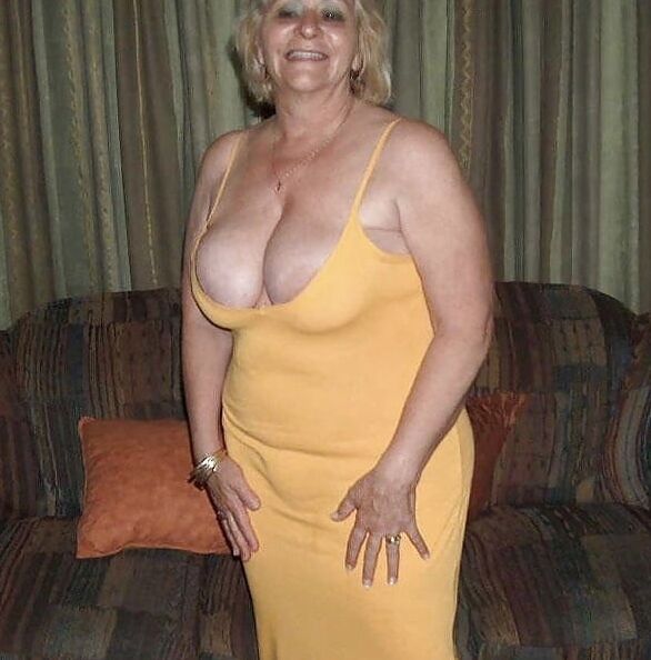 Various granny mature bbw busty clothes lingerie