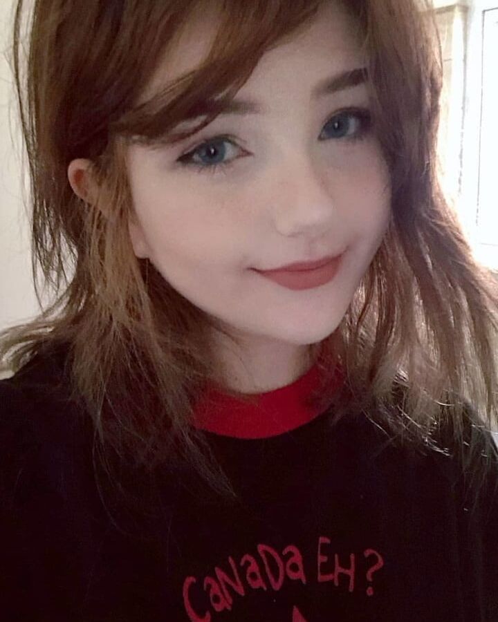 Sweet and sexy women