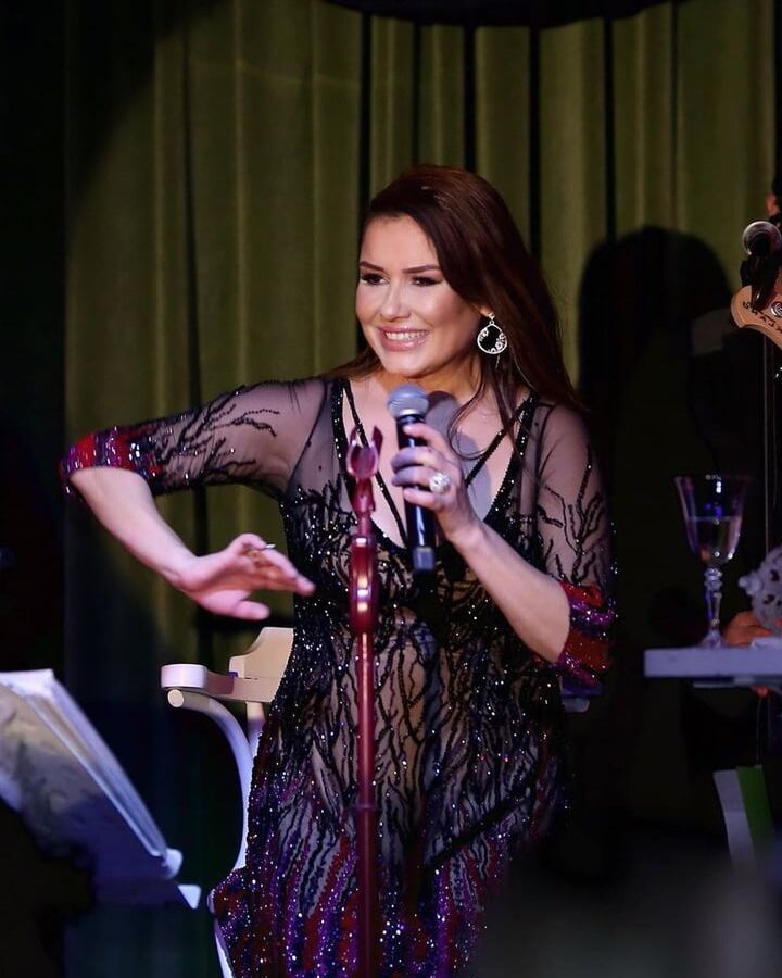 Sexy Turkish Deniz Seki