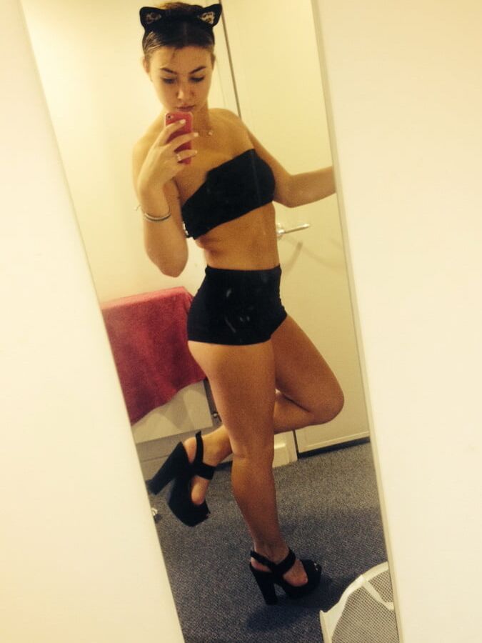 Hot Blonde Teen Selfie Nudes &amp; Playing With Toys