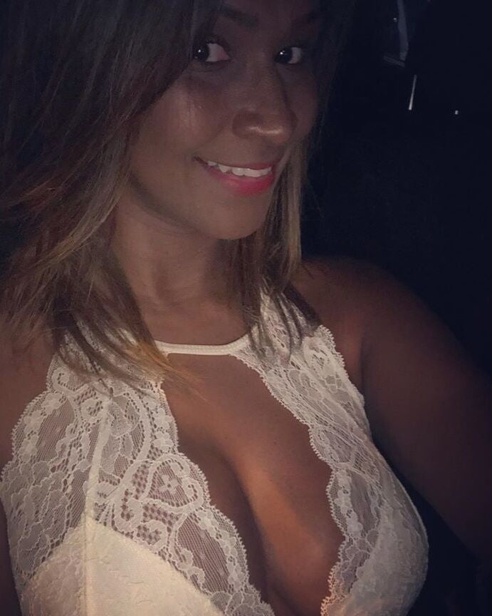 Pretty Black Milf yo